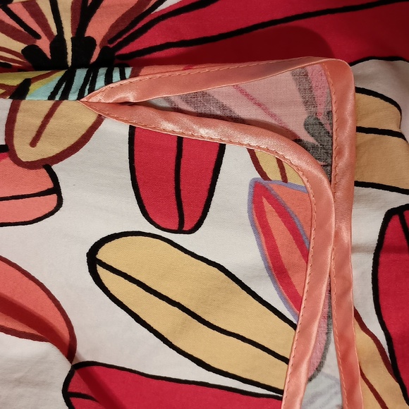 Leopard Women's Multi Color Floral Cropped Pants SZ 12 Light Weight Cotton - Picture 6 of 7